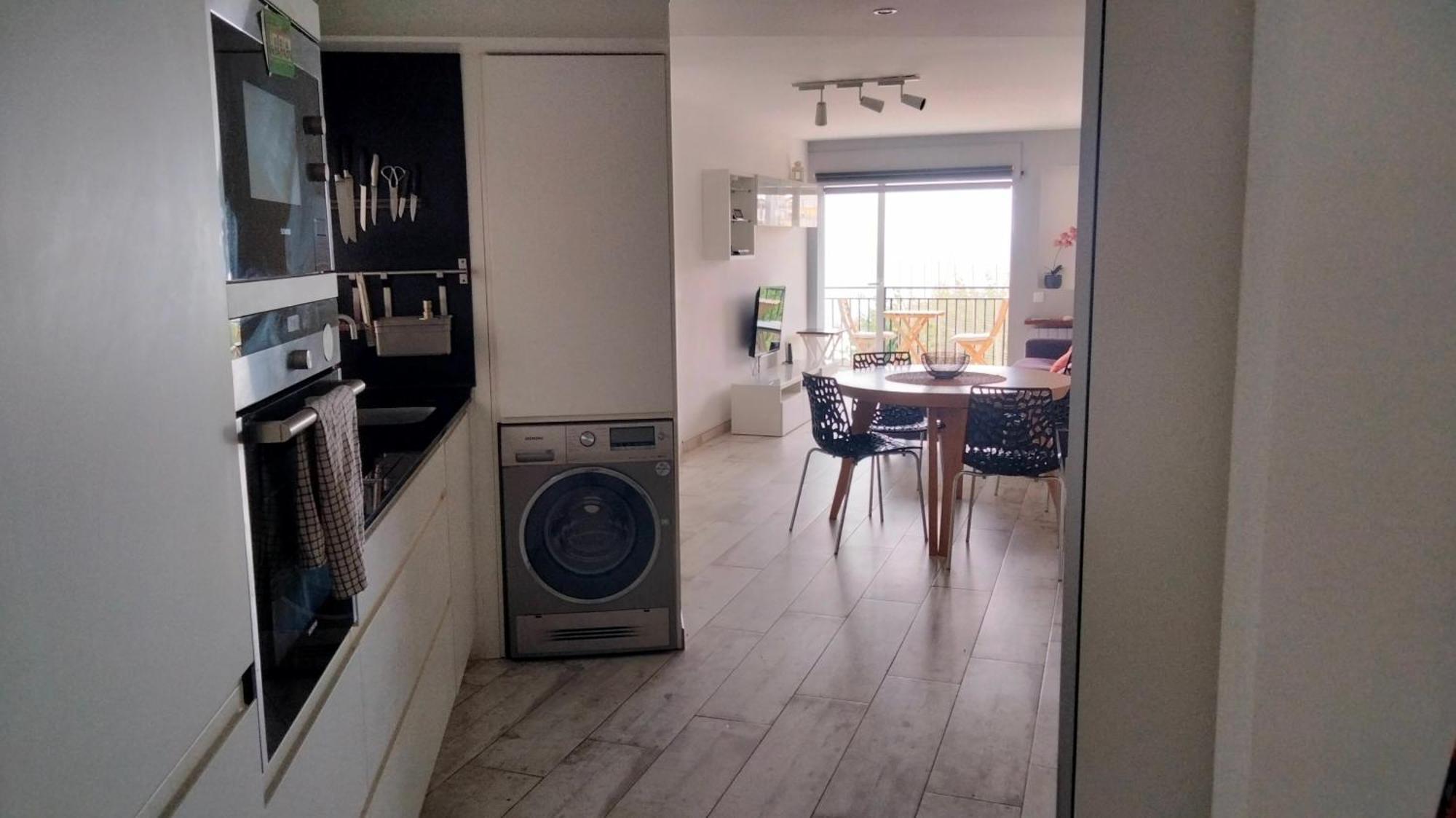 Beachfront Apartment With Private Parking Sant Pol De Mar Bagian luar foto